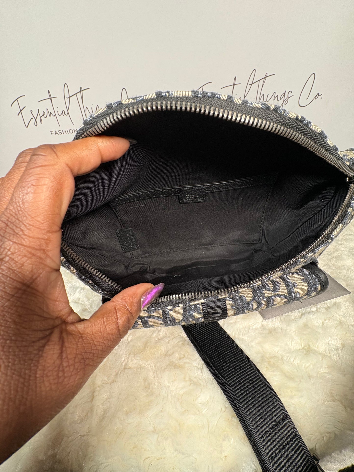 CD 8 Belt Bag
